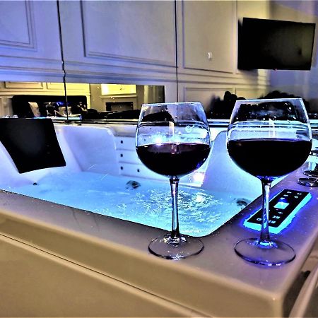 Luxury Jacuzzi Apartment 크라쿠프 외부 사진