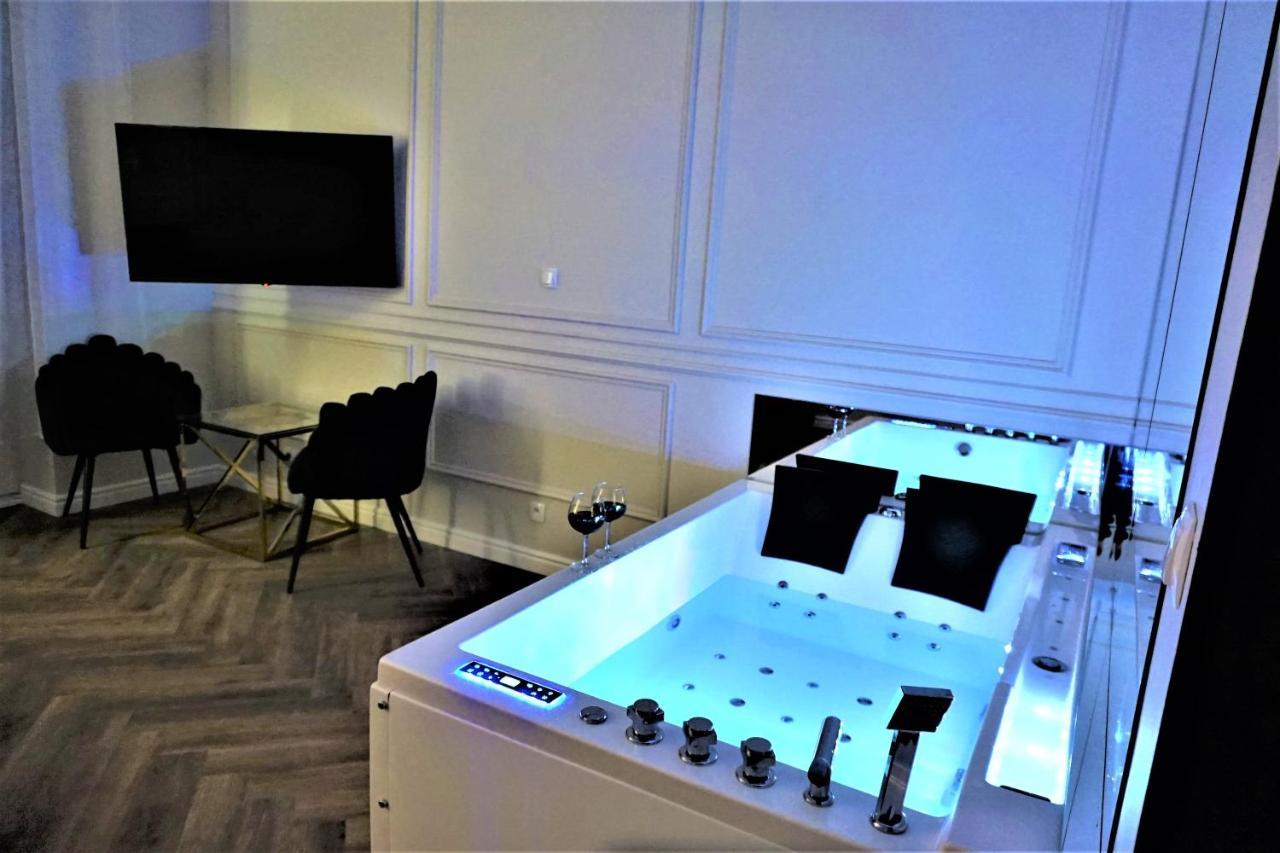 Luxury Jacuzzi Apartment 크라쿠프 외부 사진